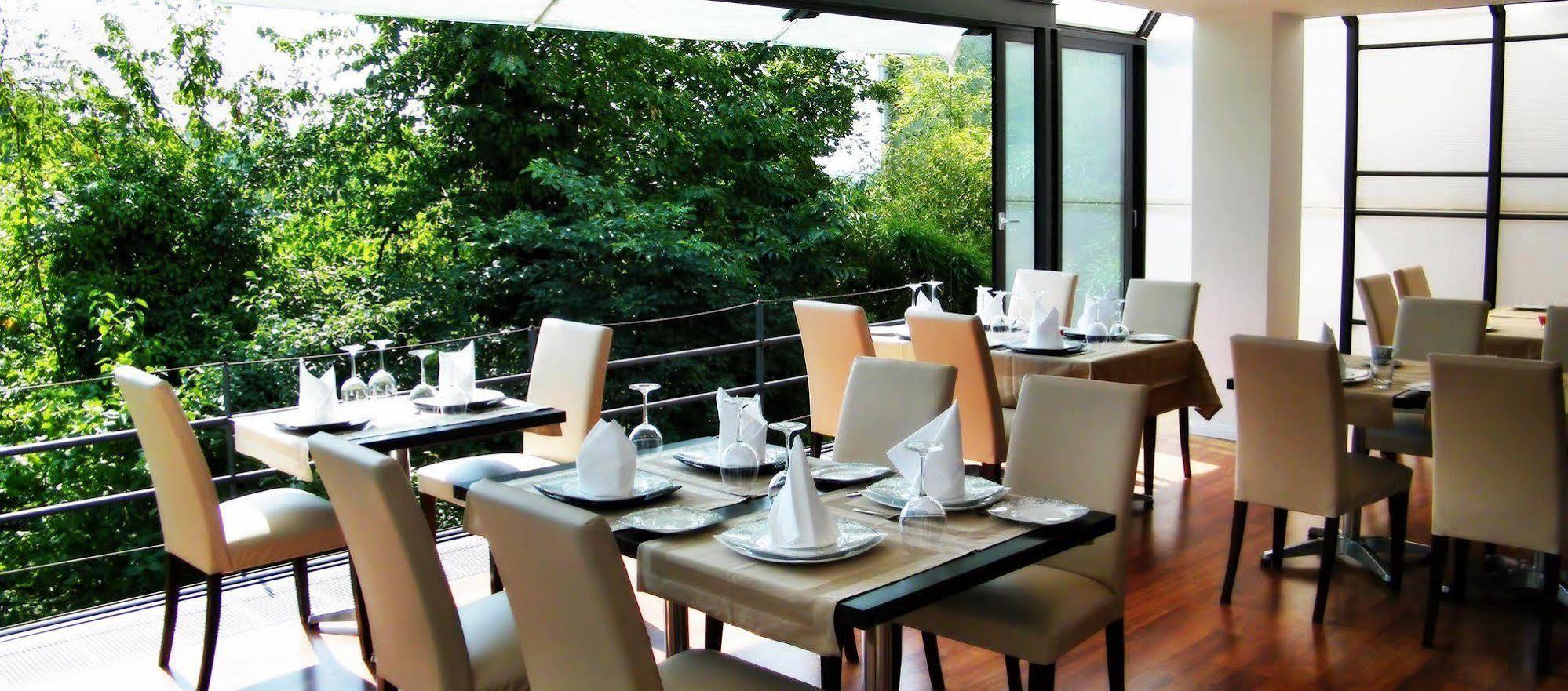 Hotel President Zagreb Exterior photo